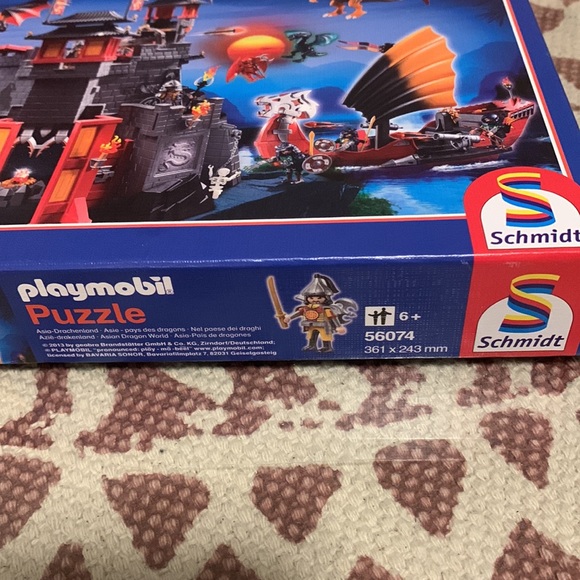 Playmobil Knights Castle 100 pc Jigsaw Puzzle by Schmidt - Picture 8 of 11